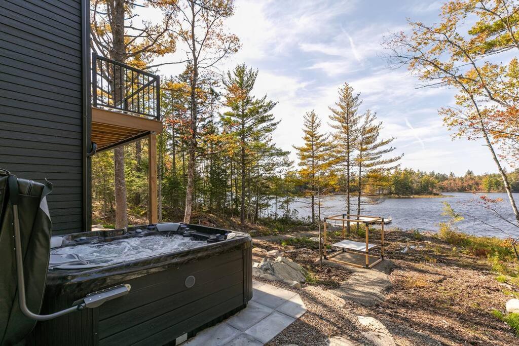 Numinous Cottage Long Lake Oasis Centre Rawdon Exteriér fotografie